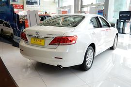 2013款丰田凯美瑞200G经典豪华版