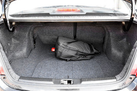 2014款吉利新金刚1.5L手动精英型