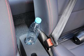 2014款吉利新金刚1.5L手动精英型