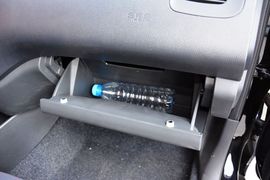 2014款吉利新金刚1.5L手动精英型