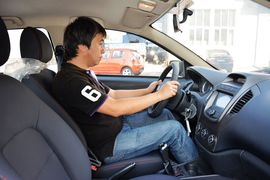 2014款吉利新金刚1.5L手动精英型