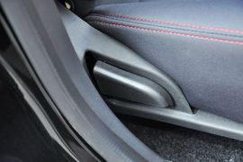 2014款吉利新金刚1.5L手动精英型