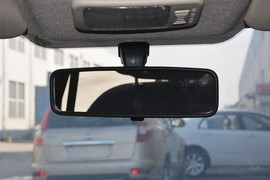 2014款吉利新金刚1.5L手动精英型