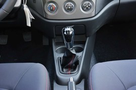 2014款吉利新金刚1.5L手动精英型