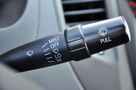 2014款吉利新金刚1.5L手动精英型