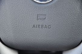 2014款吉利新金刚1.5L手动精英型