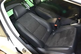 2015款大众途观2.0TSI手自一体四驱旗舰版