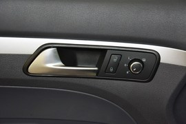 2015款大众途安1.4T自动舒适版5座