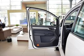 2015款大众途安1.4T自动舒适版5座
