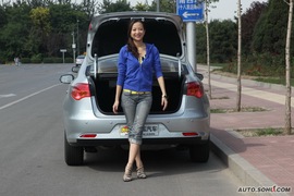 2009款中华骏捷FSV试驾实拍