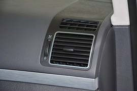 2015款大众途安1.4T自动舒适版5座