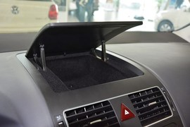 2015款大众途安1.4T自动舒适版5座