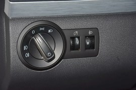 2015款大众途安1.4T自动舒适版5座