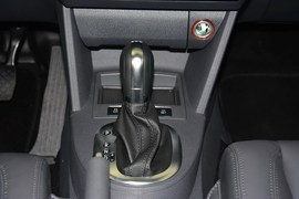 2015款大众途安1.4T自动舒适版5座