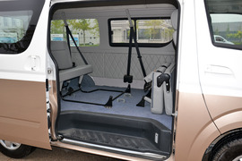 2014款福田风景G7商通版高顶486EQV4