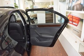 2015款大众新桑塔纳1.6L手动豪华版
