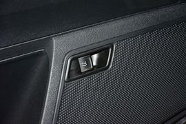 2015款大众新桑塔纳1.6L手动豪华版