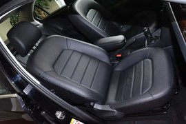 2015款大众新桑塔纳1.6L手动豪华版