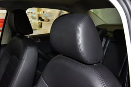 2015款大众新桑塔纳1.6L手动豪华版