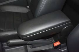 2015款大众新桑塔纳1.6L手动豪华版