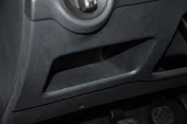 2015款大众新桑塔纳1.6L手动豪华版