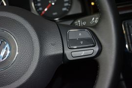 2015款大众新桑塔纳1.6L手动豪华版