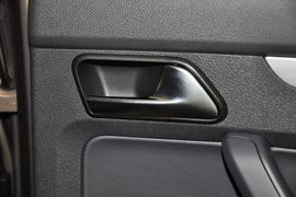 2015款大众途安1.4T自动舒适版5座