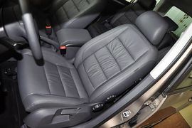 2015款大众途安1.4T自动舒适版5座