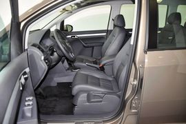 2015款大众途安1.4T自动舒适版5座
