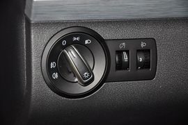 2015款大众途安1.4T自动舒适版5座