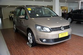 2015款大众途安1.4T自动舒适版5座