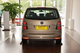 2015款大众途安1.4T自动舒适版5座