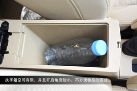 2015款长城C30到店图解