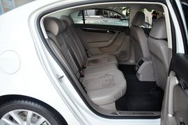 2015款大众迈腾2.0TSI尊贵型