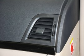 2014款比亚迪速锐1.5TID自动豪华型