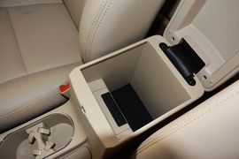 2014款比亚迪速锐1.5TID自动豪华型