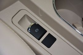 2014款比亚迪速锐1.5TID自动豪华型