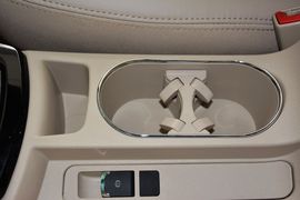 2014款比亚迪速锐1.5TID自动豪华型