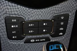 2014款比亚迪速锐1.5TID自动豪华型