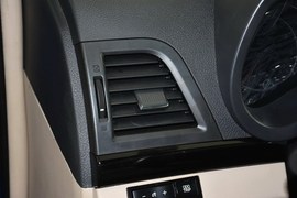 2014款比亚迪速锐1.5TID自动豪华型