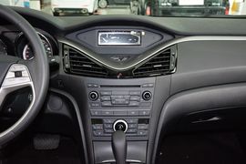 2014款奔腾B70