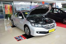 2014款本田雅阁2.0L