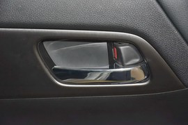 2014款本田雅阁2.0L