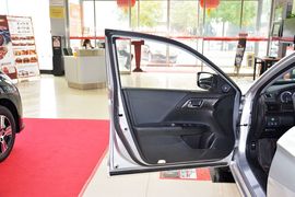 2014款本田雅阁2.0L