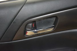 2014款本田雅阁2.0L