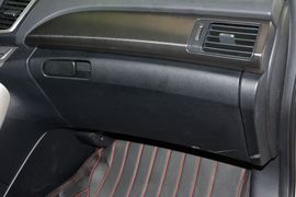 2014款本田雅阁2.0L