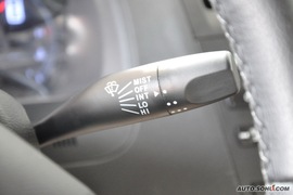 2008款比亚迪F6舒适型财富版2.0到