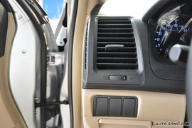 2008款比亚迪F6舒适型财富版2.0到