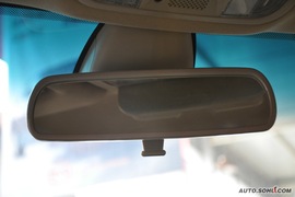 2008款比亚迪F6舒适型财富版2.0到