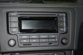 2015款大众新桑塔纳1.6L自动风尚版